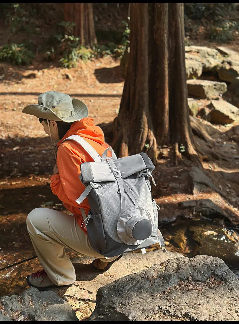 Cross-border Hiking Backpack 2025 Large Capacity Mesh Design — feature 25