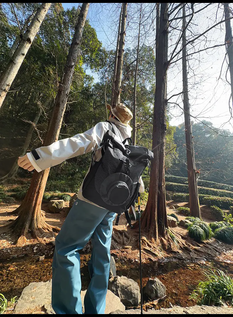 Cross-border Hiking Backpack 2025 Large Capacity Mesh Design — feature 33