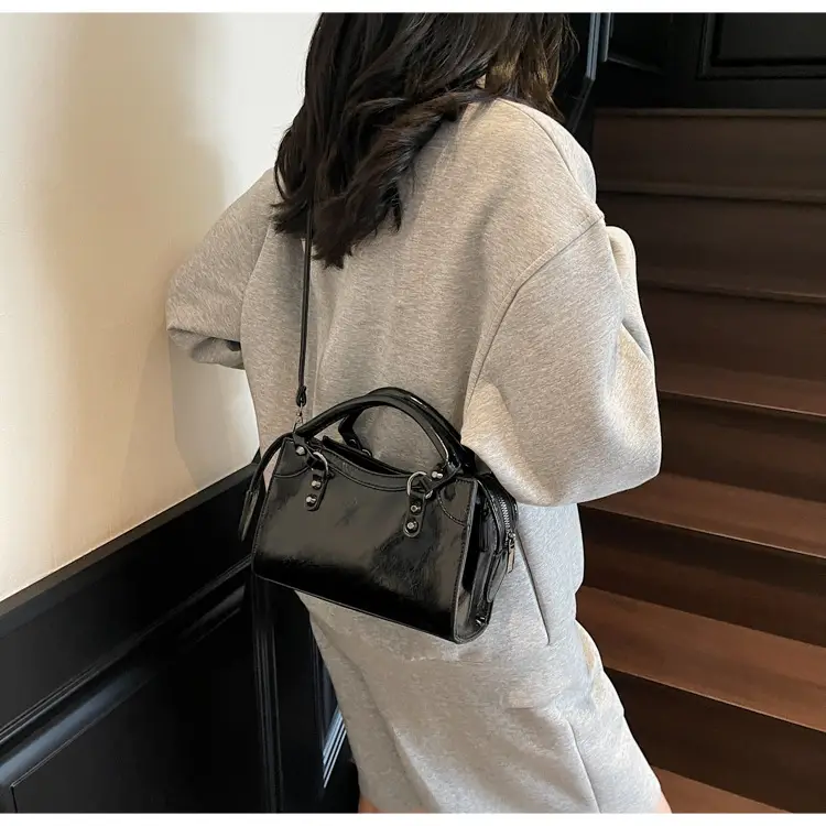 Women's Cream White Square Handbag with Metal Clasp — feature 22