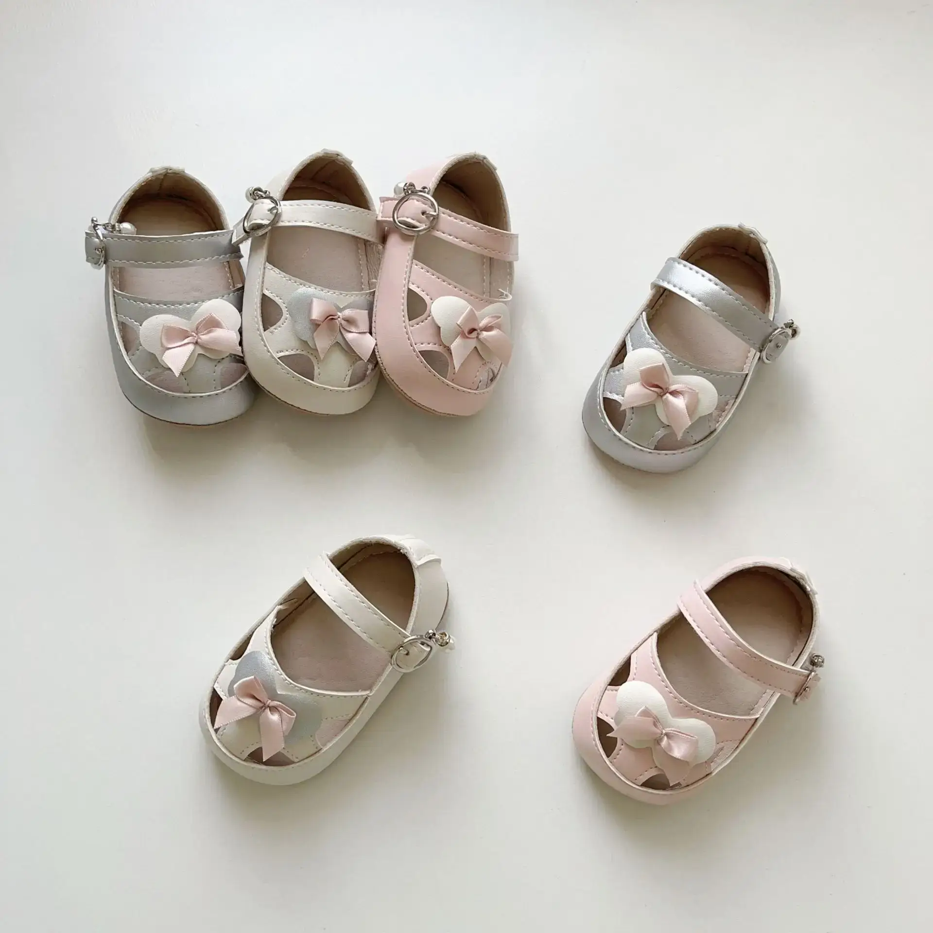 Baby Princess Shoes Silver Bow Sole 6-18M — feature 1