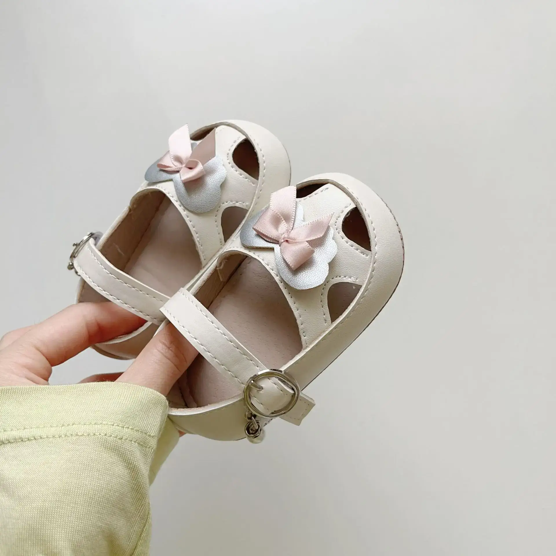 Baby Princess Shoes Silver Bow Sole 6-18M — feature 7