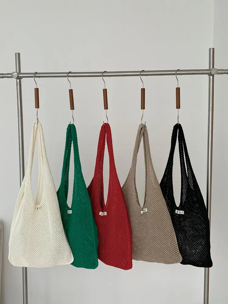 Red Knitted Mesh Shoulder Bag Large Capacity Women - Image 9