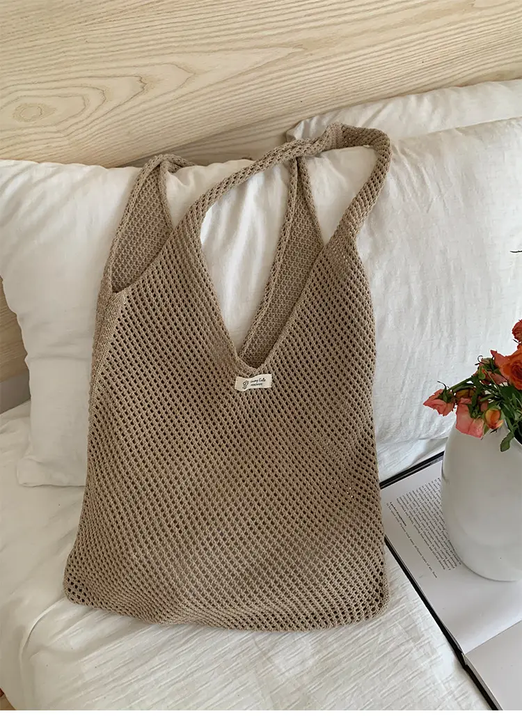 Red Knitted Mesh Shoulder Bag Large Capacity Women — feature 23