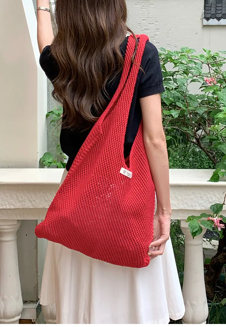Red Knitted Mesh Shoulder Bag Large Capacity Women — feature 6