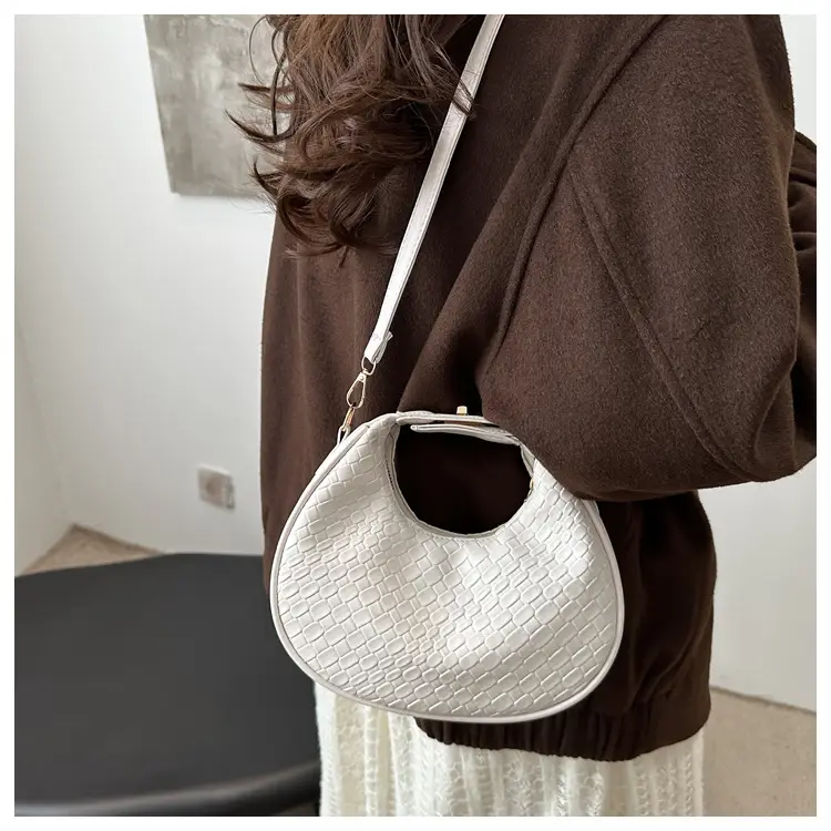 Crescent Bag for Women Brown Leather Shoulder Crossbody — feature 10