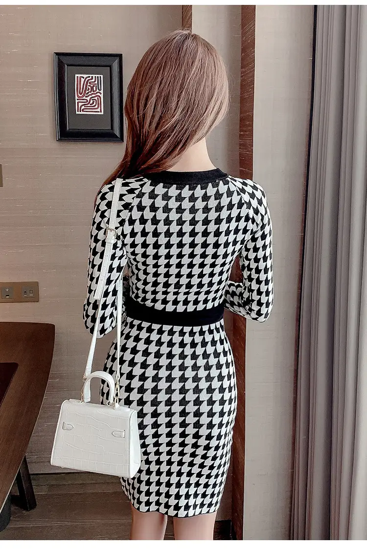 Tweed Style Color-Blocked Single-Breasted Tight Sweater Dress with Waist-Cinching Cross-Border Spring Socialite Inner Layering Knitted Dress — feature 4