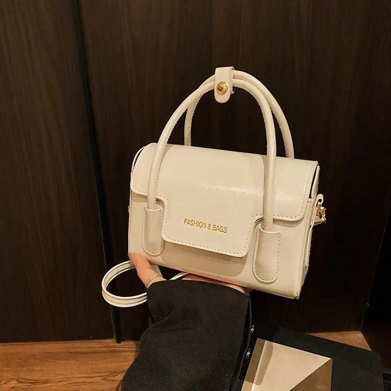 2025 Women's White Square Handbag with Chain Strap - Image 4