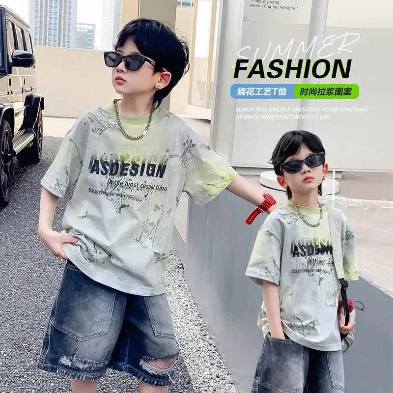 Boys Summer Korean Fan Pi Handsome Gradient Short-sleeved T-shirt 2025 New - Image 2