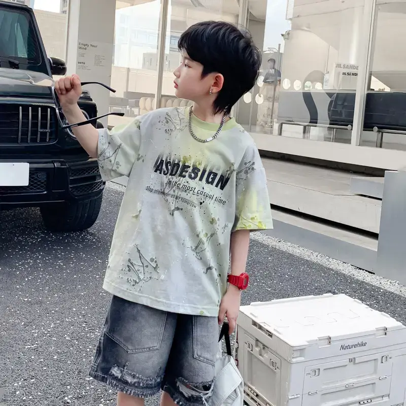 Boys Summer Korean Fan Pi Handsome Gradient Short-sleeved T-shirt 2025 New - Image 3