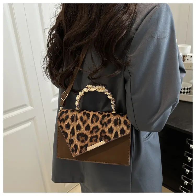 Leopard Print Shoulder Bag with Chain Handle Brown — feature 16