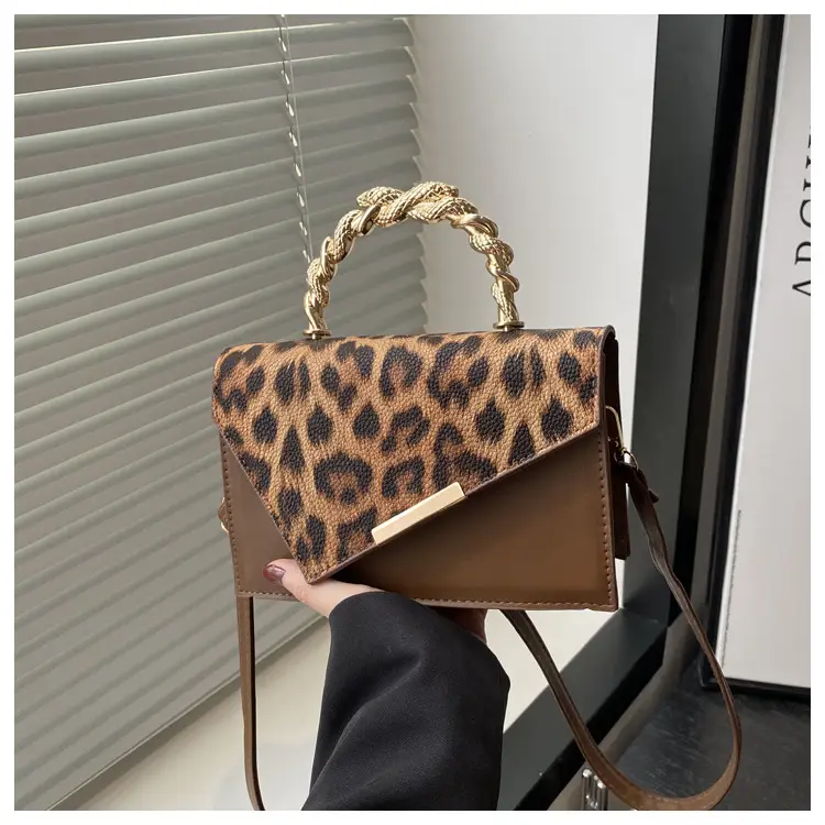 Leopard Print Shoulder Bag with Chain Handle Brown — feature 26