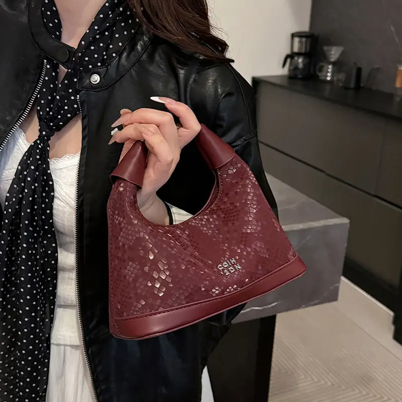 Maroon Snake Pattern Crossbody Bag for Women 2025 - Image 8