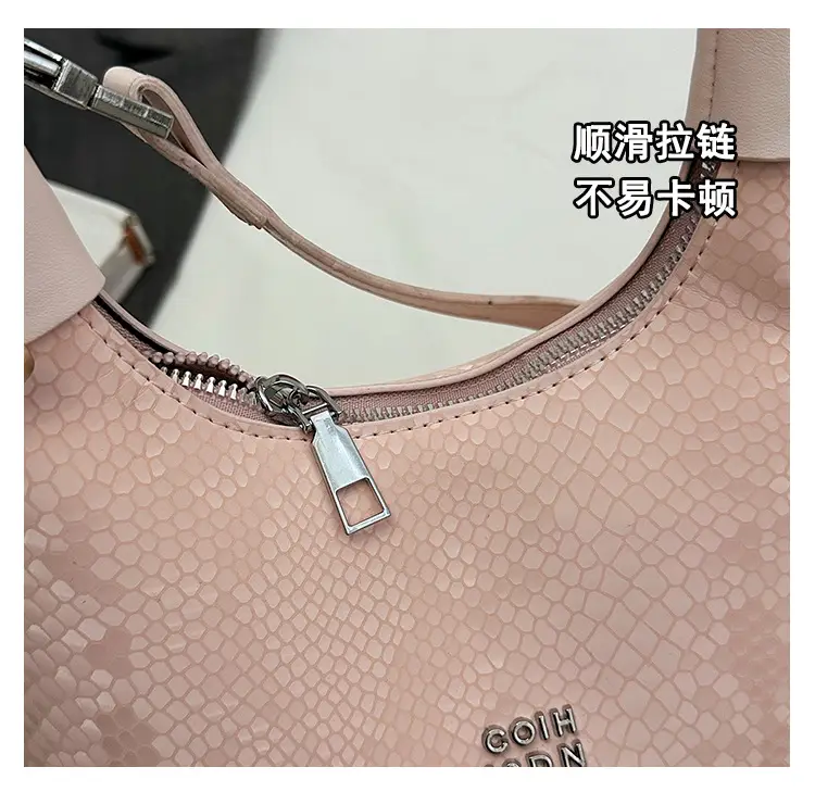 Maroon Snake Pattern Crossbody Bag for Women 2025 — feature 9