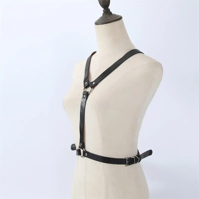 Black Y-Strap Suspender Belt for Women - Image 5