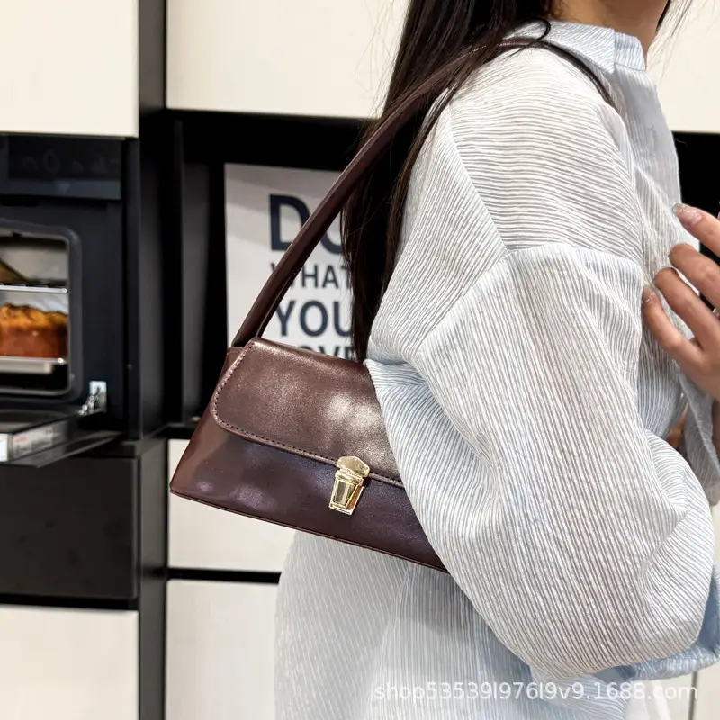 Black Leather Armpit Bag for Women 2025 — feature 16