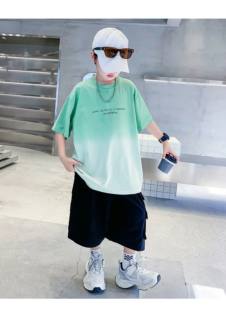 Boys Summer Korean Style Gradient T-Shirt 2026 — feature 13
