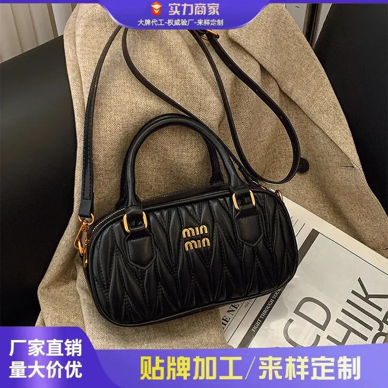 Black Pleated Quilted Shoulder Bag for Women 2025 - Image 5