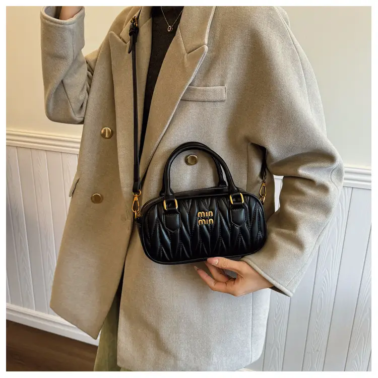 Black Pleated Quilted Shoulder Bag for Women 2025 — feature 22