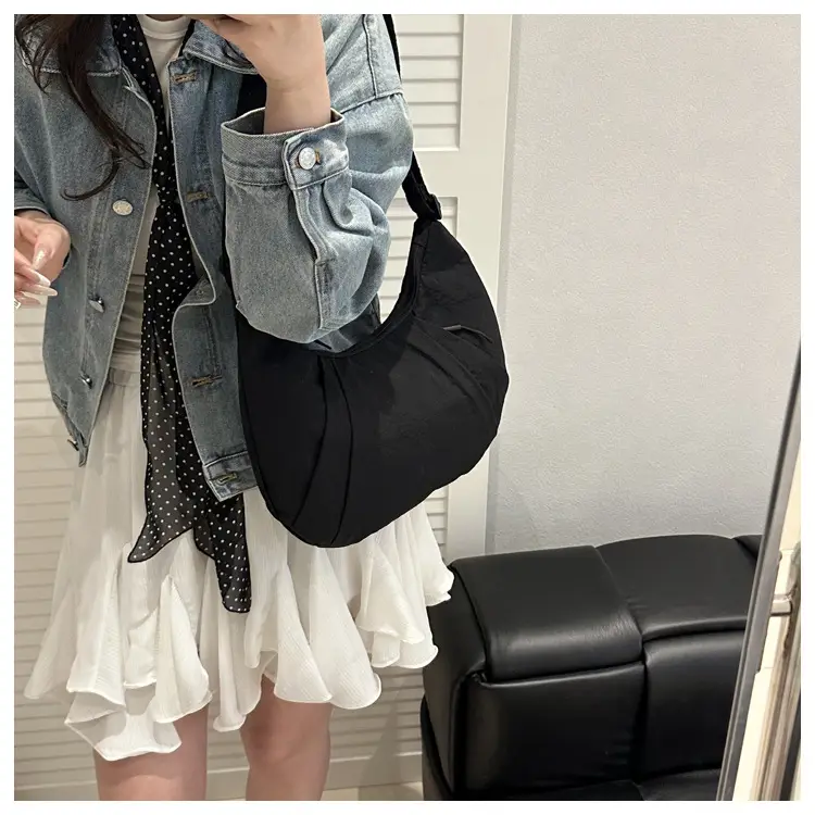 2025 New Nylon Crossbody Bag for Women Lightweight Sports Fitness — feature 15