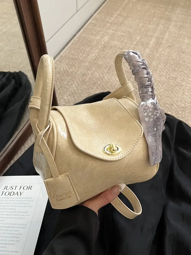 Women's Gold Leather Shoulder Bag 2025 New Trendy - Image 6
