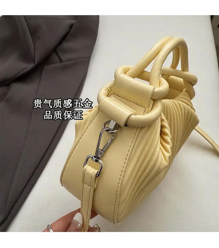 Women's Pleated Tan Shoulder Crossbody Bag 2026 — feature 4