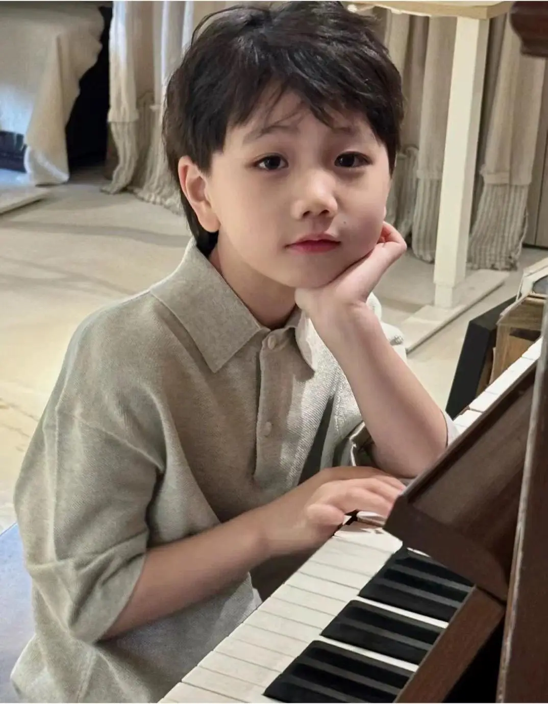 Korean Boys Polo Shirt 2026 Summer Short Sleeve — feature 3