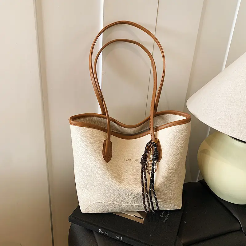 Retro Women's Shoulder Bag with Tassel Handle - Image 13