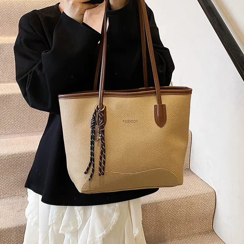 Retro Women's Shoulder Bag with Tassel Handle - Image 16