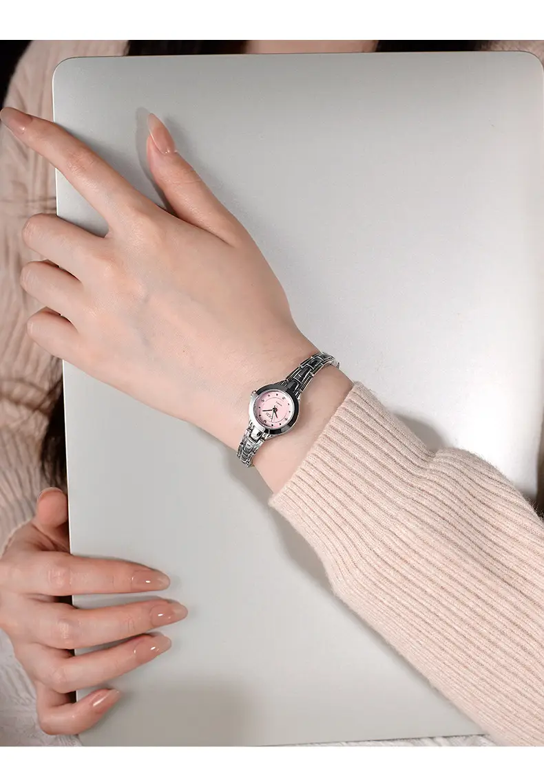 Gold Alloy Bracelet Watch with High-End Diamonds for Women — feature 10