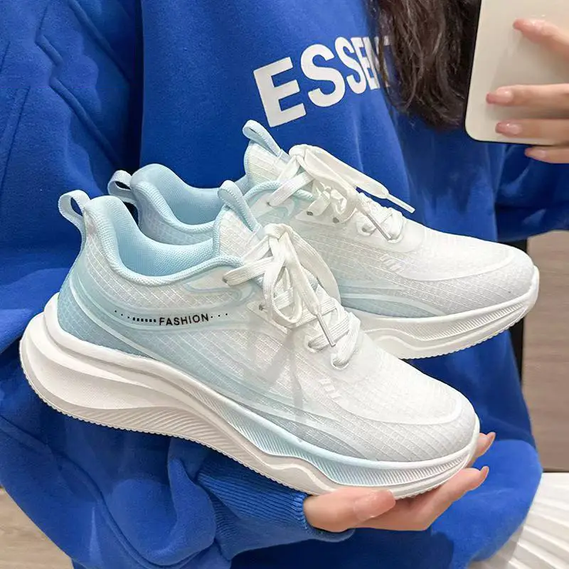 Cross-Border Fly-Knit Women's Shoes, Flat, Lightweight, Breathable Running Shoes, Women's Ins Trendy Student Casual Sports Shoes - Image 4