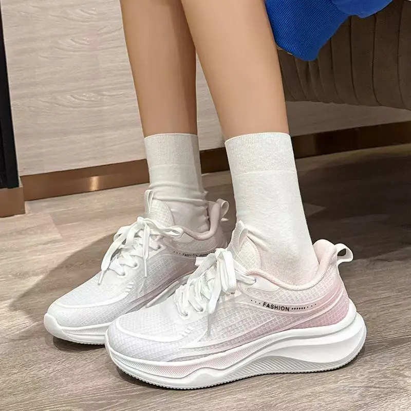 Cross-Border Fly-Knit Women's Shoes, Flat, Lightweight, Breathable Running Shoes, Women's Ins Trendy Student Casual Sports Shoes - Image 6