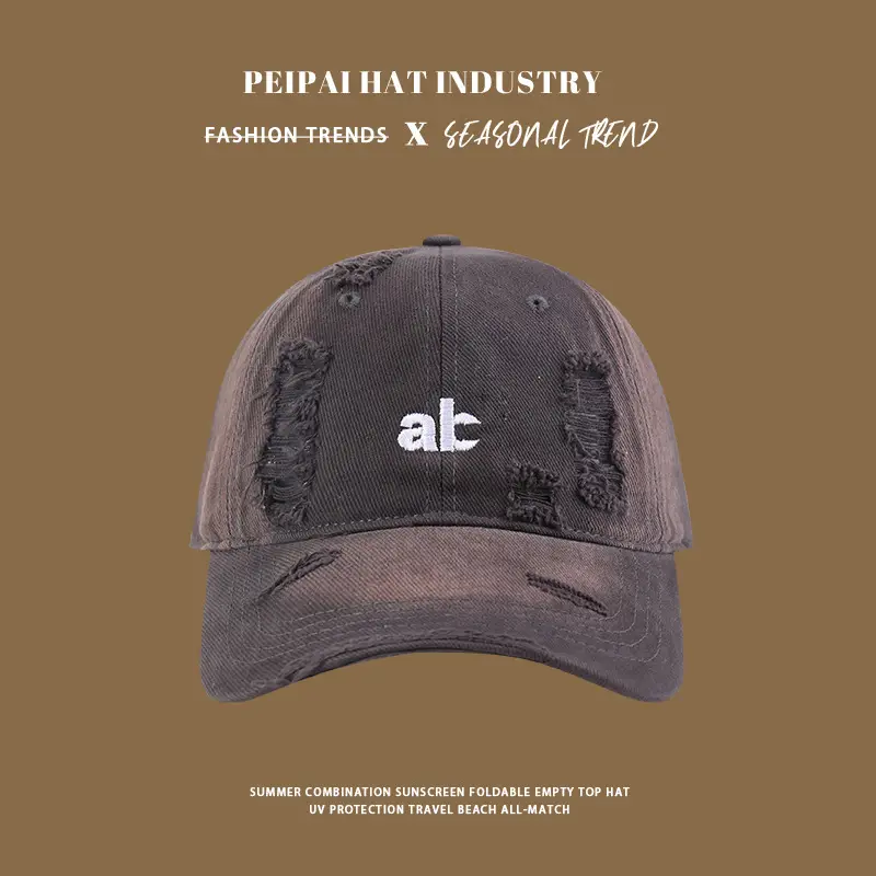 Women's Korean-style Peat Hat with Feather Design — feature 5