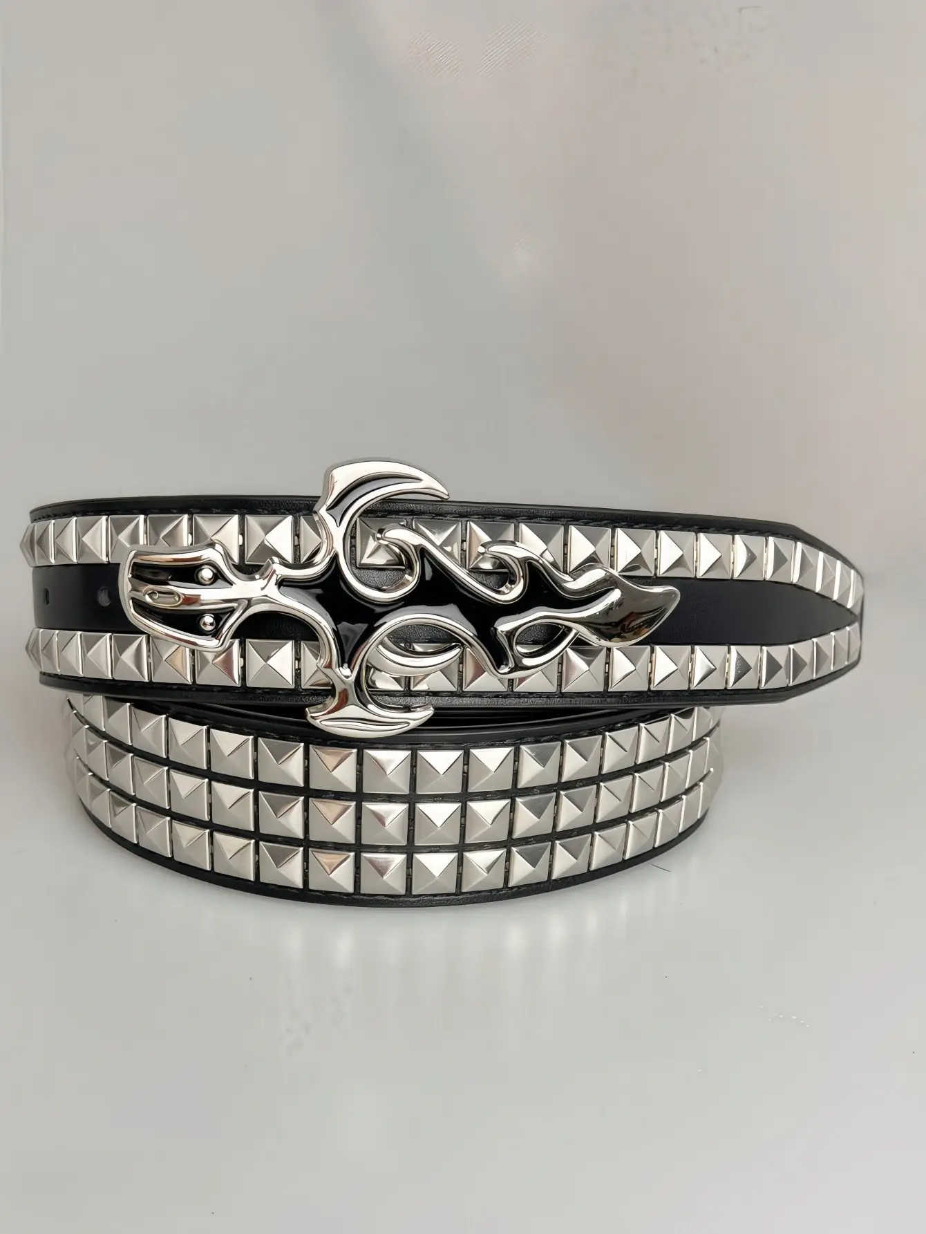 Vintage Hot Girl Belt with Rivet Patchwork & Faux Leather - Image 3