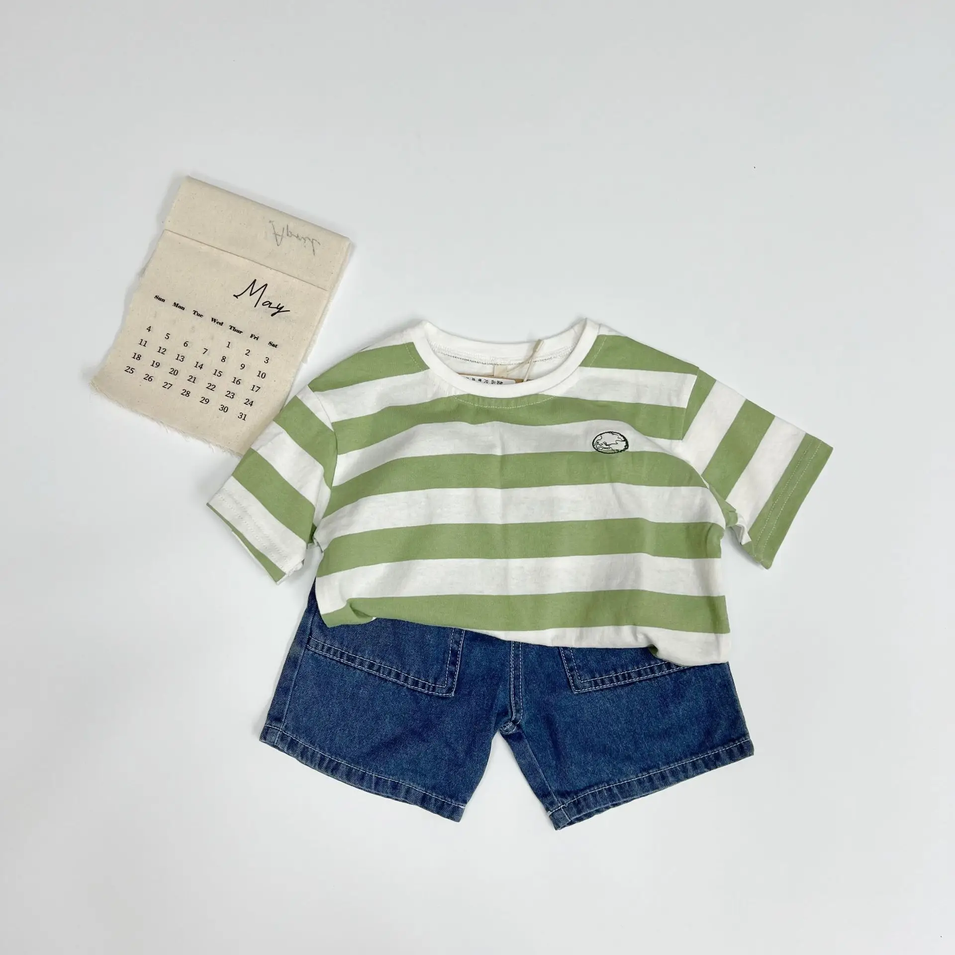 2025 Kids T-Shirt Brown White Stripes Round Neck Embroidered — feature 11