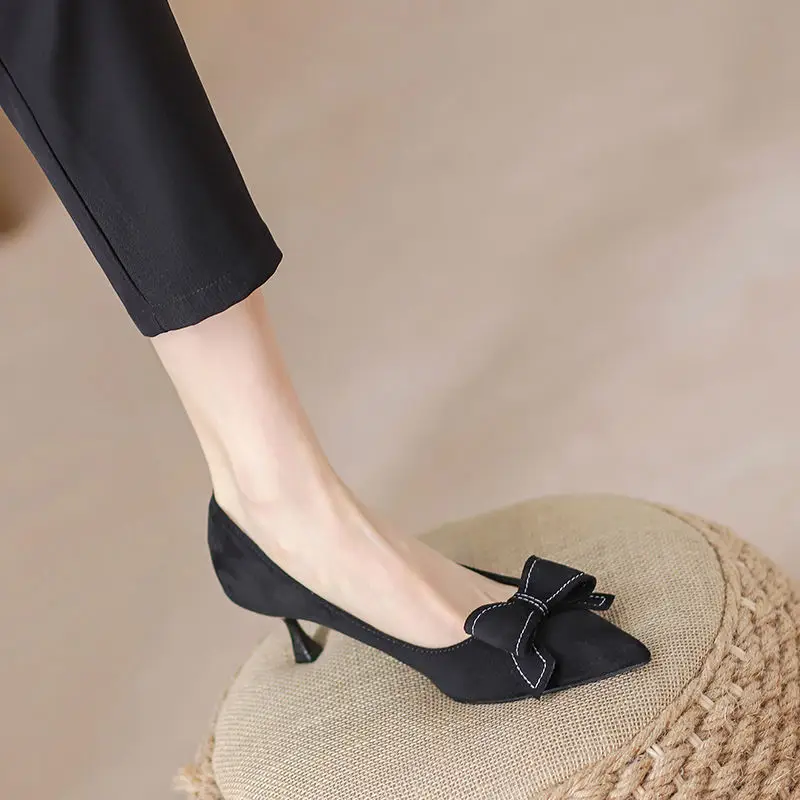 High-Heeled Shoes for Women, Stiletto Heels, 2026 Spring and Autumn New Style, French Mid-Heel, Pointed Toe, Black Bow, Commuting Professional Single Shoes for Women — feature 1