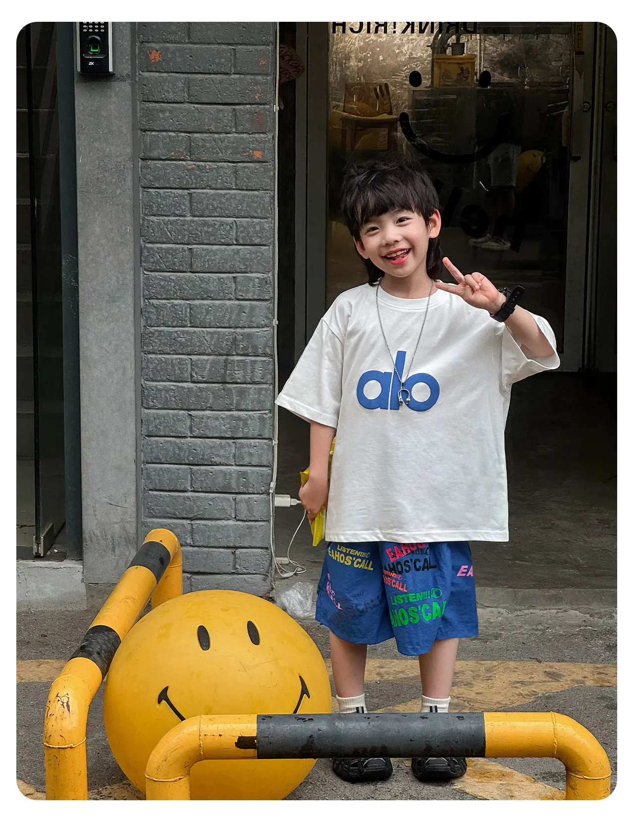 Naughty Rabbit Boys T-Shirt 2025 Foam Print Big Kids — feature 3