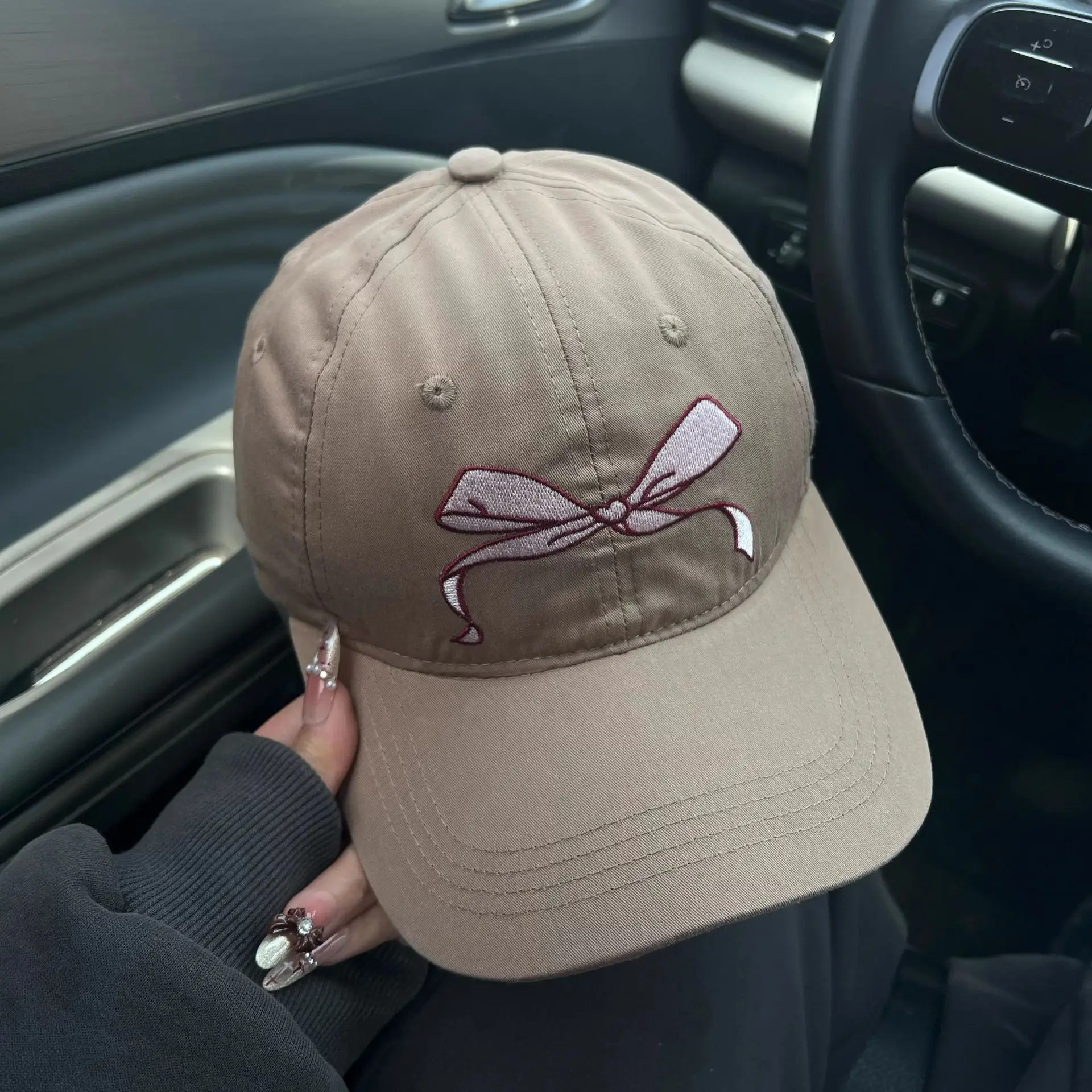 Black Bow Embroidered Baseball Cap for Girls - Image 9