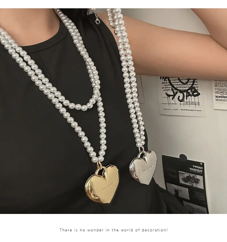 Vintage Heart Pearl Necklace with Heart Pendant — feature 3