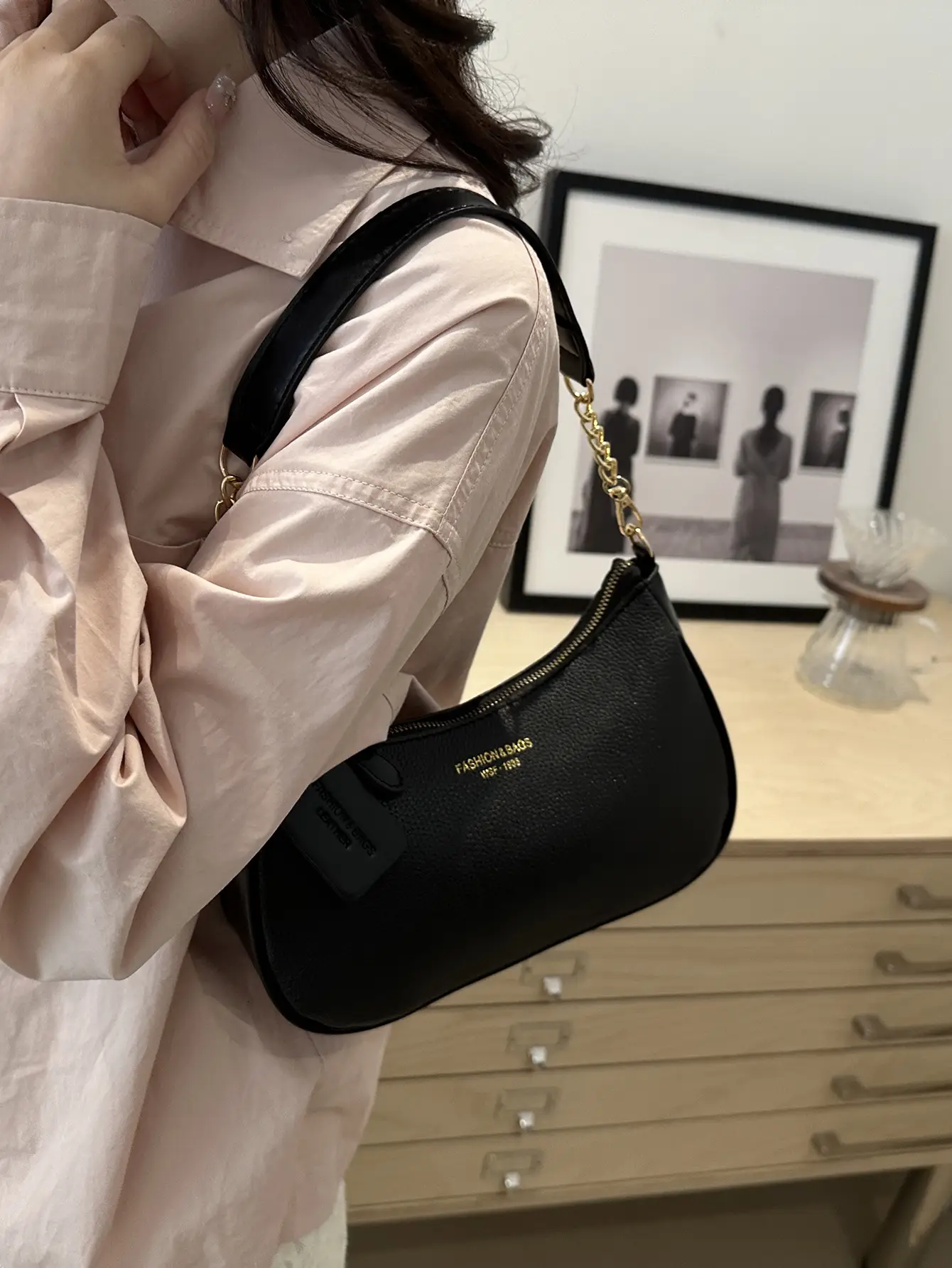 Retro Chain Shoulder Bag for Women 2026 - Image 9
