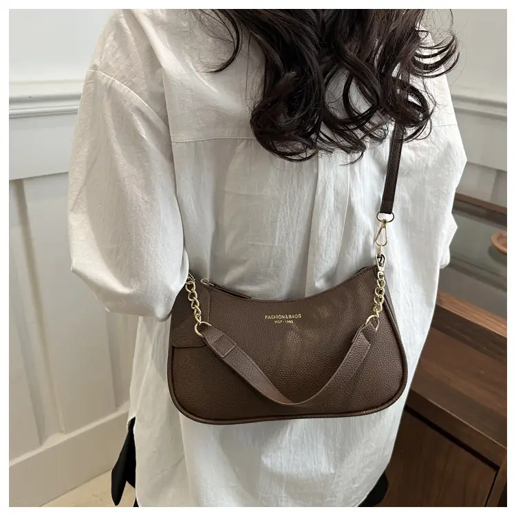 Retro Chain Shoulder Bag for Women 2026 — feature 19
