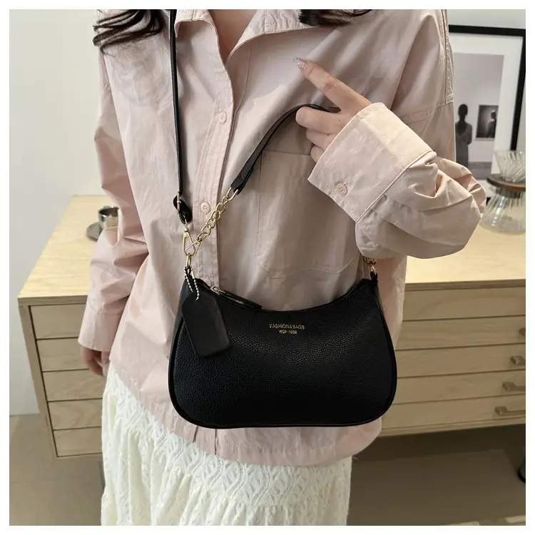 Retro Chain Shoulder Bag for Women 2026 — feature 22
