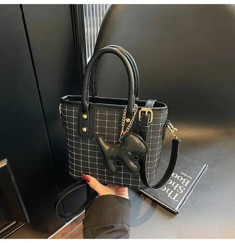 Women's New Stone Pattern Shoulder Bag 2025 Spring Summer — feature 16