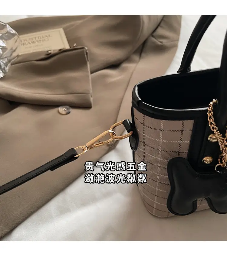 Women's New Stone Pattern Shoulder Bag 2025 Spring Summer — feature 6