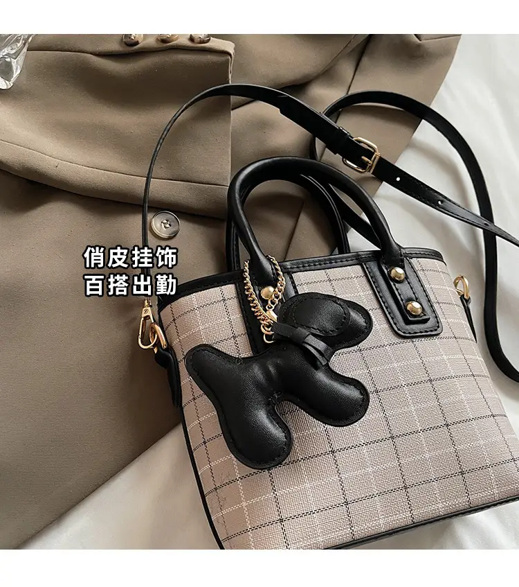 Women's New Stone Pattern Shoulder Bag 2025 Spring Summer — feature 8
