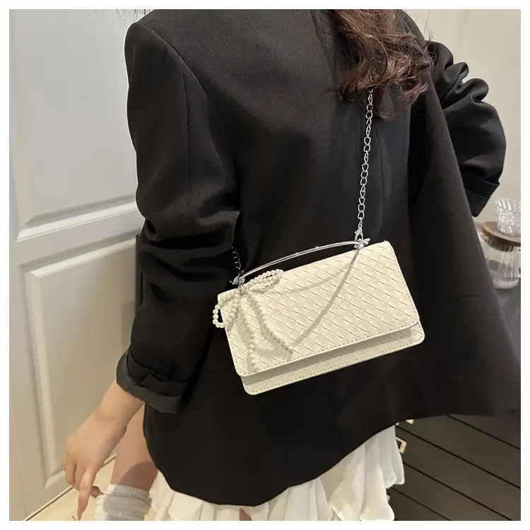 White Quilted Shoulder Bag with Chain for Women — feature 10