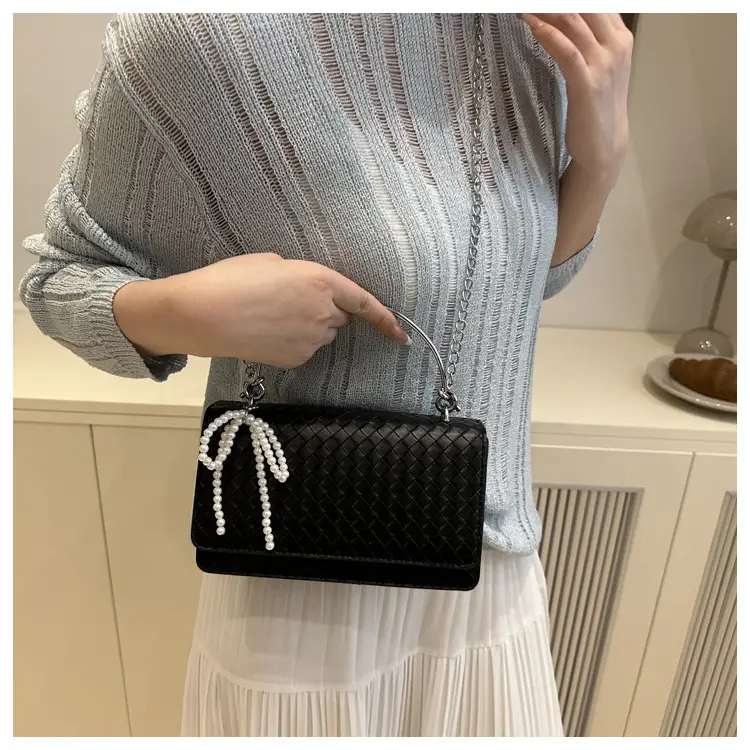 White Quilted Shoulder Bag with Chain for Women — feature 16