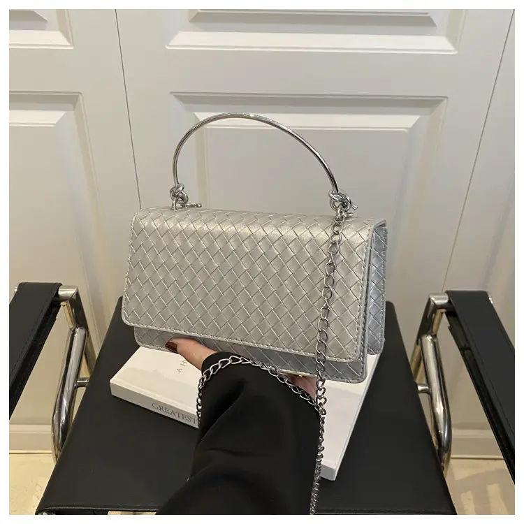 White Quilted Shoulder Bag with Chain for Women — feature 24