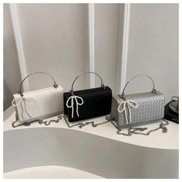 White Quilted Shoulder Bag with Chain for Women — feature 25