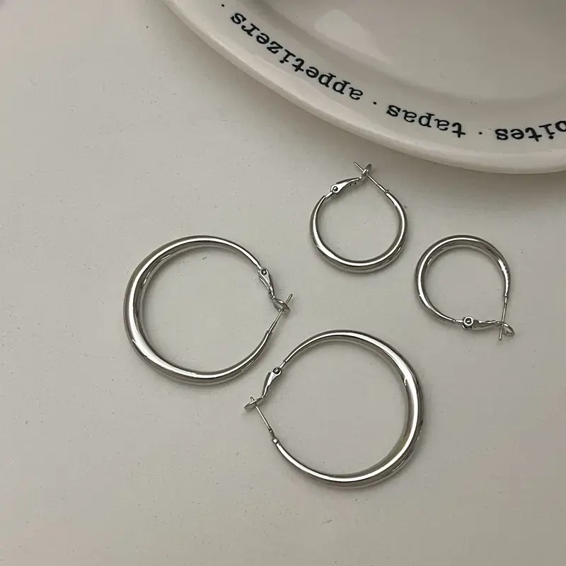 Cold Style Piece Ring Earrings Retro Circle Earrings 925 Silver Needle Niche High-end Temperament Light Luxury Style Simple Female ~ — feature 22