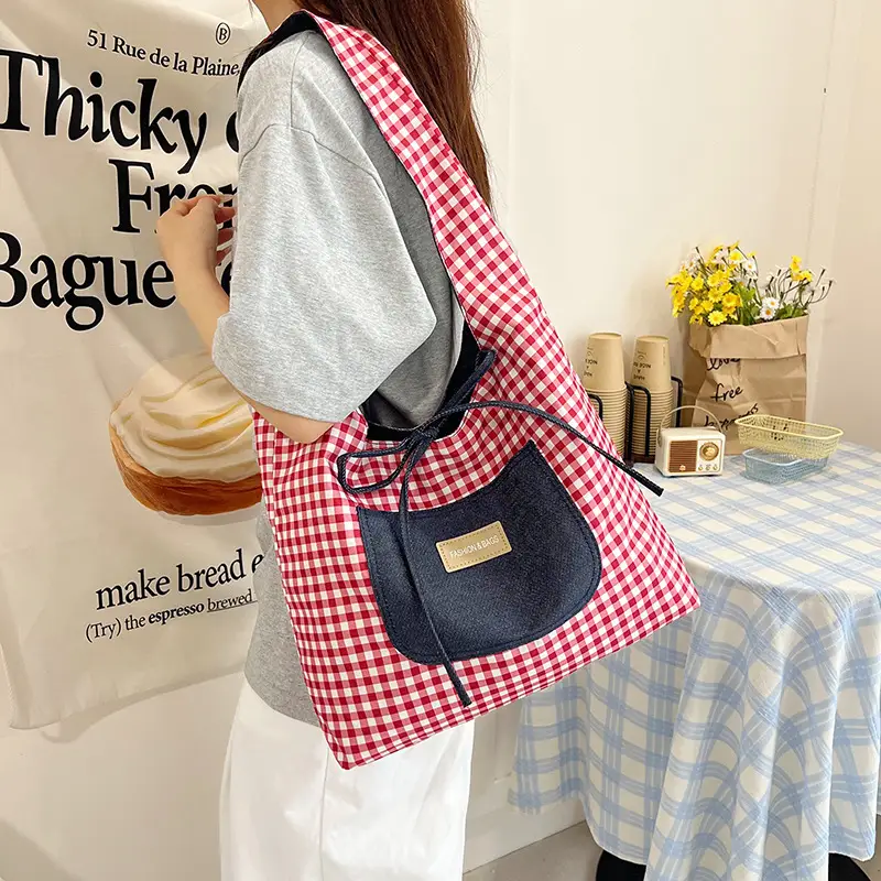 Red Checkered Casual Shoulder Bag with Black Zipper - Image 7